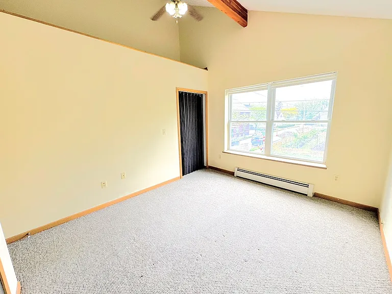 2041 Dowd Ave — Photo 16