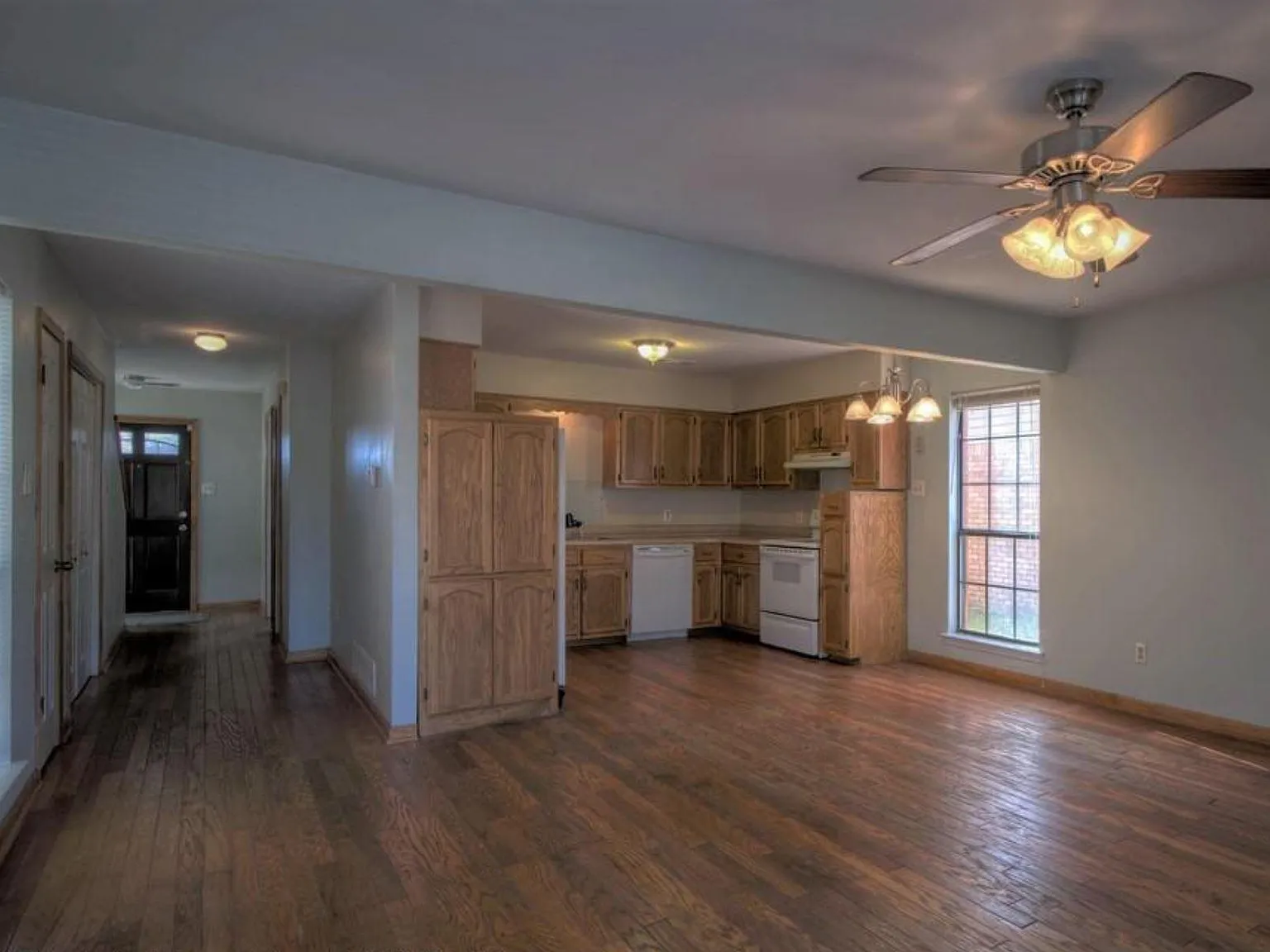 426 Carol Ann Cv — Photo 4