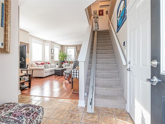 4th image of 3085 Sherman Rd #1