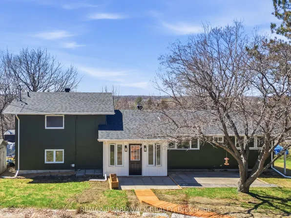 256 Mitcheson St, Mississippi Mills, ON K0A 1A0