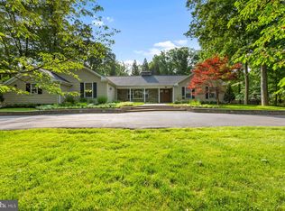 16111 Sycamore Ln, Rockville, MD 20853