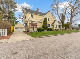 9 Bond Rd, Riverside, RI 02915