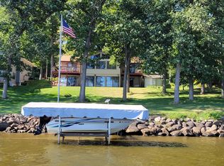 N4498 Allan Rd, Portage, WI 53901