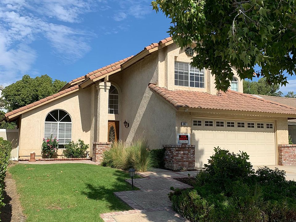 1st image of 387 Cabrillo Cir