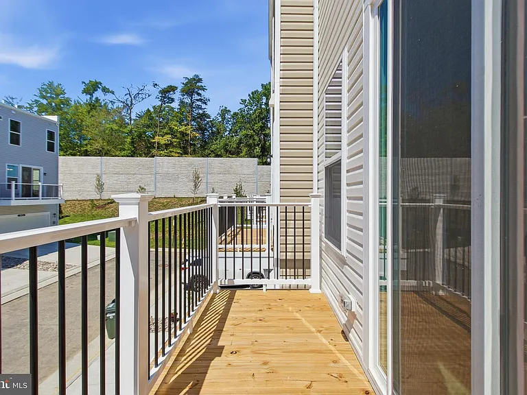 18002 Alicia Ave — Photo 36