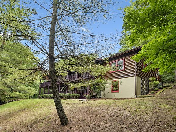3rd image of 2668 Thompson Station Rd E