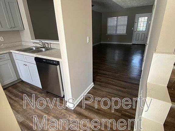 2nd image of 733 South St