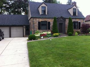 50 Audubon Dr, Amherst, NY 14226