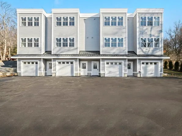 60 Central Ave #4, Ayer, MA 01432