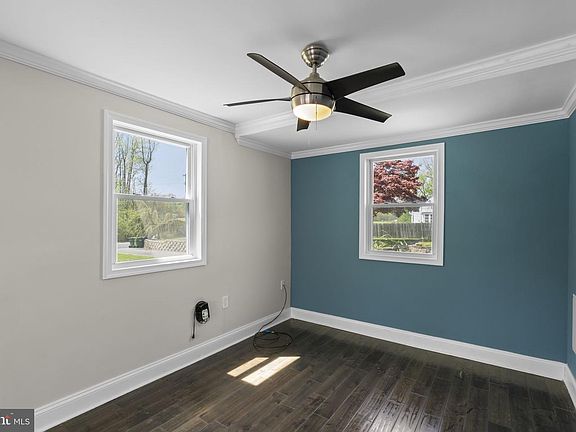 5th image of 755 Mahan Rd