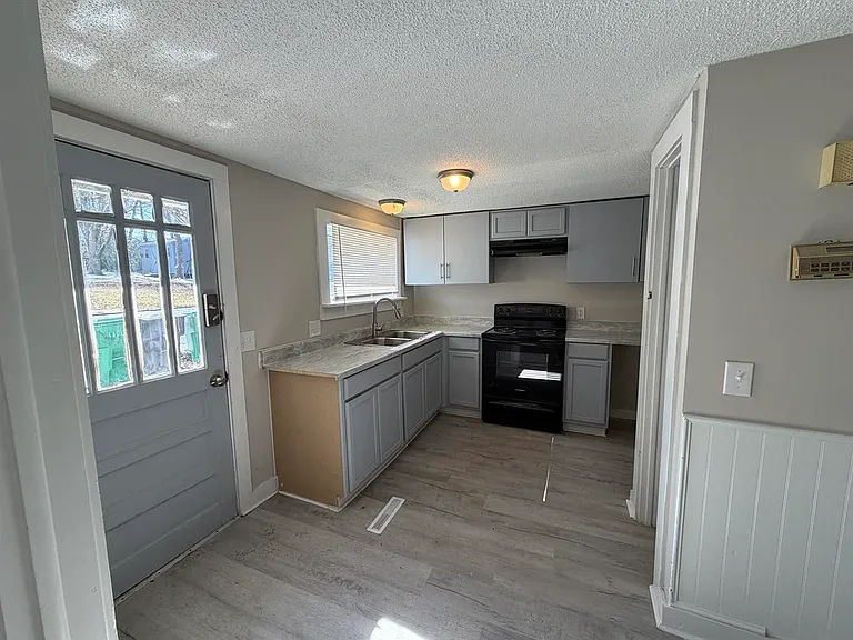 510 Ridgecrest Dr — Photo 5