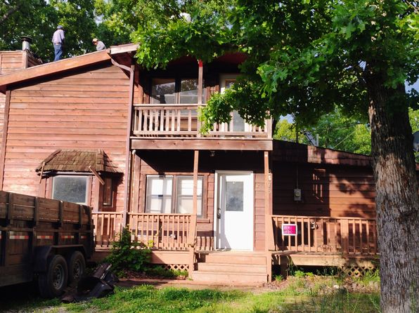 6476 Hackberry Dr
