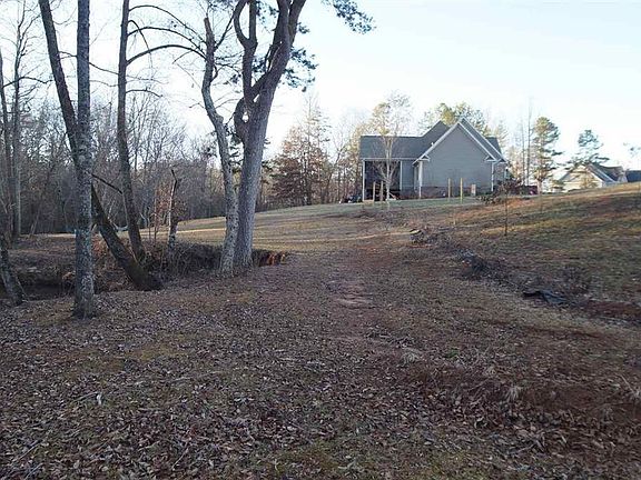 2nd image of 21 Puckett Mill Way