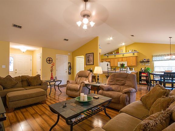 5th image of 16 Belmont Ct