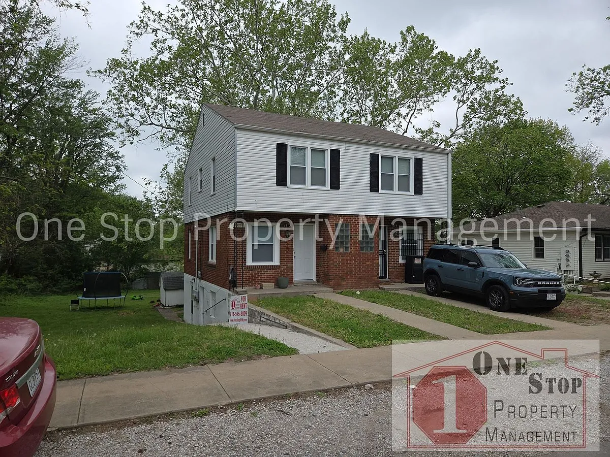 Building Photo - 1312 1/2 N Main St