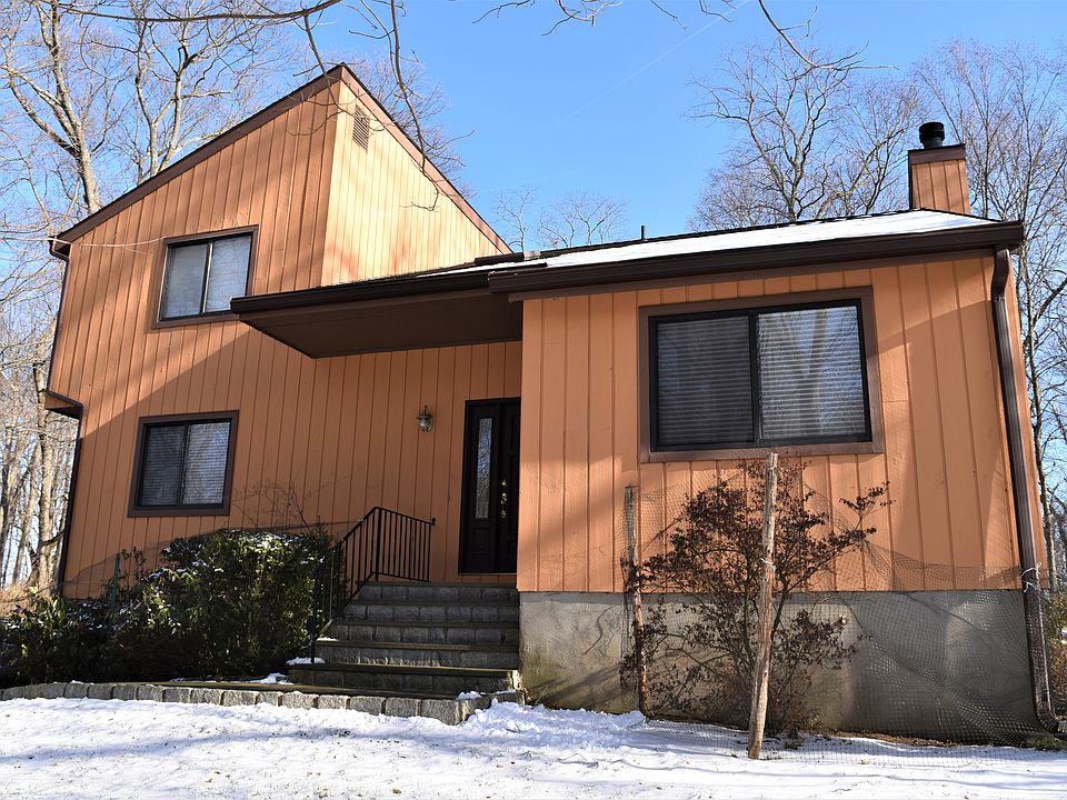 1st image of 57 Cliffside Ln