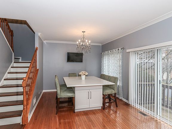 5th image of 126 Monarch Dr #126