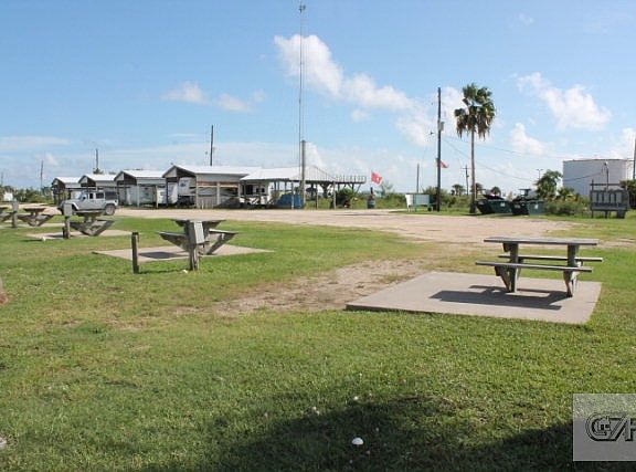 4th image of 1326 Resort Rd