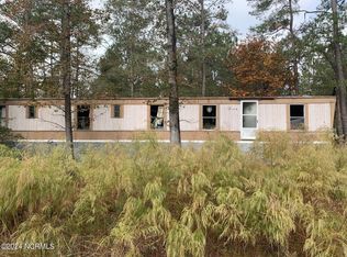 4378 Whitestocking Rd, Burgaw, NC 28425