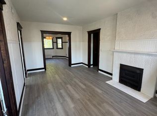 504 N Roosevelt Ave #3, Bloomington, IL 61701