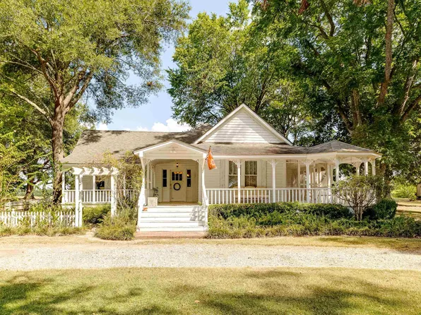 5729 Highway 17, Winnsboro, LA 71295