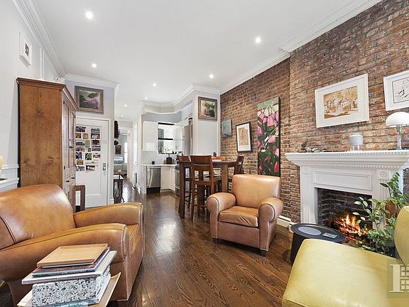 3rd image of 283 W 11th St APT 5W