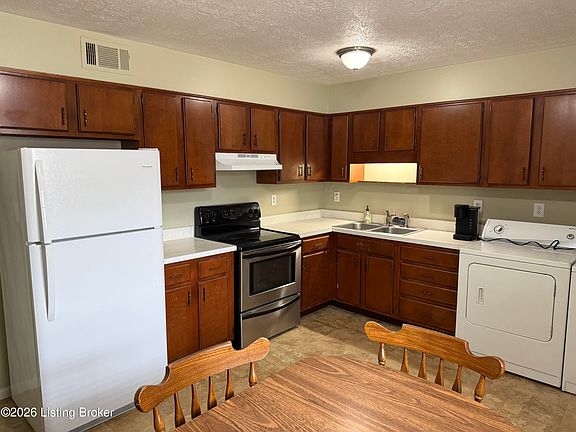 3rd image of 3713 Arcadia Ct