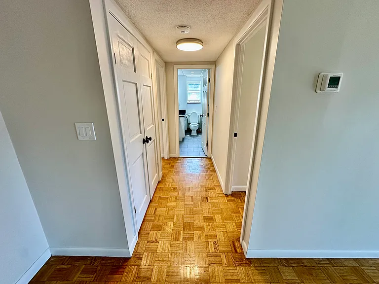44 Broadlawn Park — Photo 9
