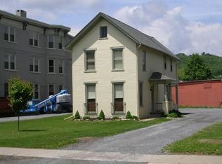1028 W 4th St, Williamsport, PA 17701