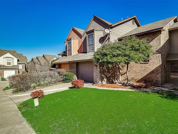 2nd image of 204 San Moritz Ct