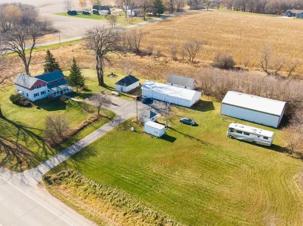 N5529 State Road 67, Iron Ridge, WI 53035