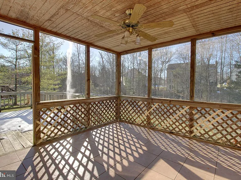 5400 Hampton Forest Way — Photo 31
