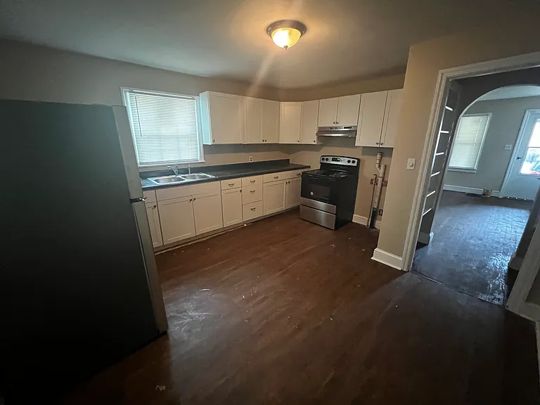 1407 Fitch St — Photo 3