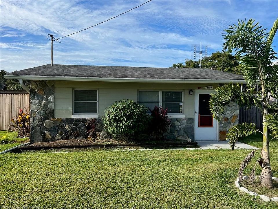 1st image of 1657 Lakeshore Dr