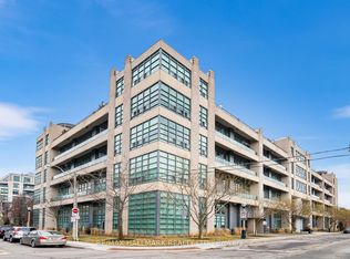 380 Macpherson Ave #211, Toronto, ON M4V 3E3