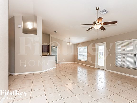 2nd image of 414 Willowbrook Dr