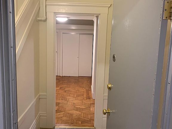 5th image of 1534 Clay St