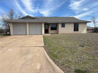 6712 SW Delta Cir, Lawton, OK 73505