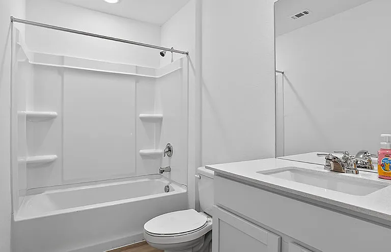 Axis at Veranda Rental Homes — Photo 8