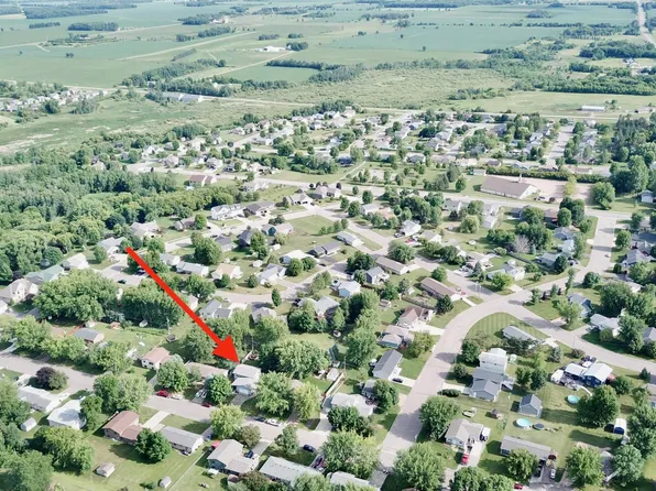 260 Balsam Dr, Foley, MN 56329