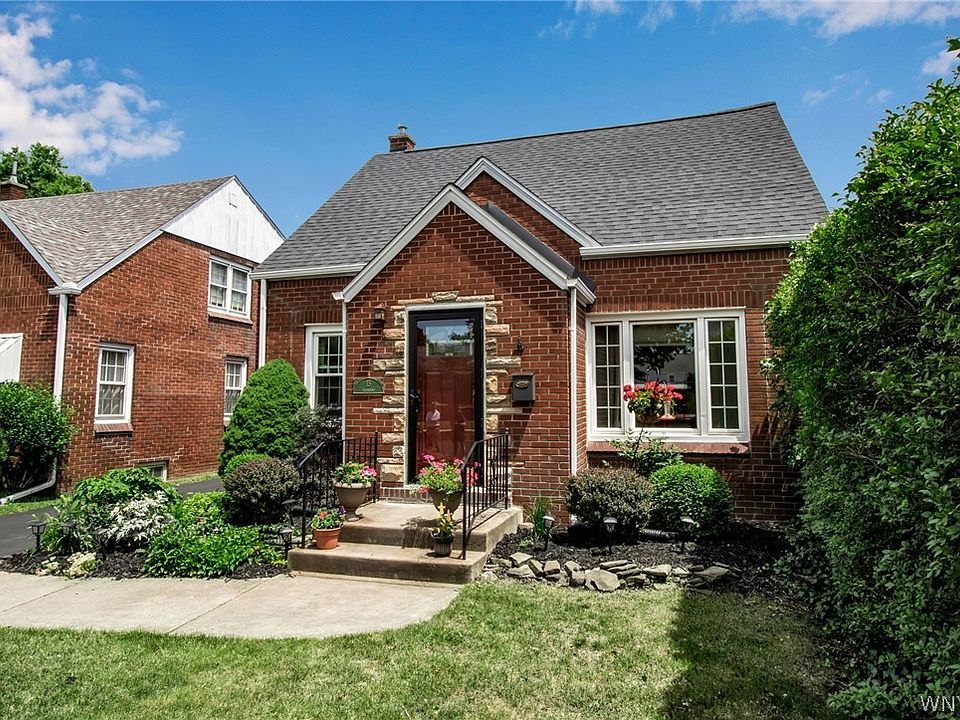 1st image of 15 Fairmount Ave