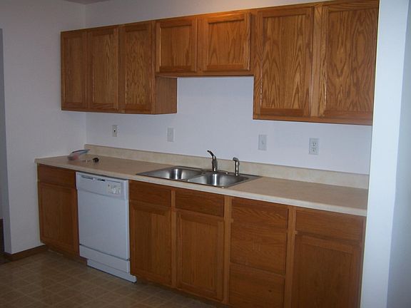 3rd image of 210 S Water St