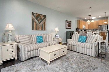 3rd image of 38024 Creek Dr