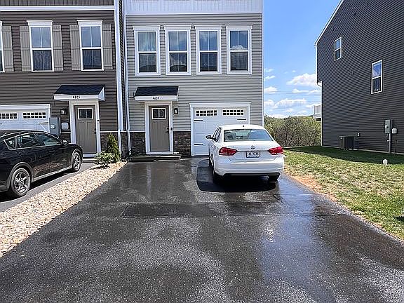 4th image of 4609 Drysdale St