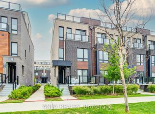 235 McLevin Ave #21, Toronto, ON M1B 5K1