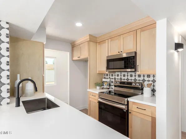 1605 W CURRY Drive, Chandler, AZ 85224