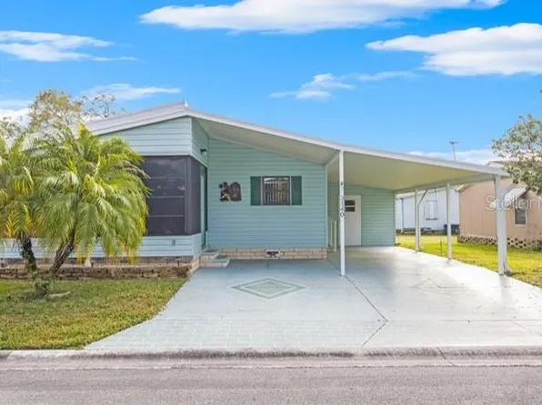3140 Great Oak St, Zephyrhills, FL 33543