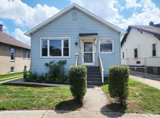 934 Field St, Hammond, IN 46320