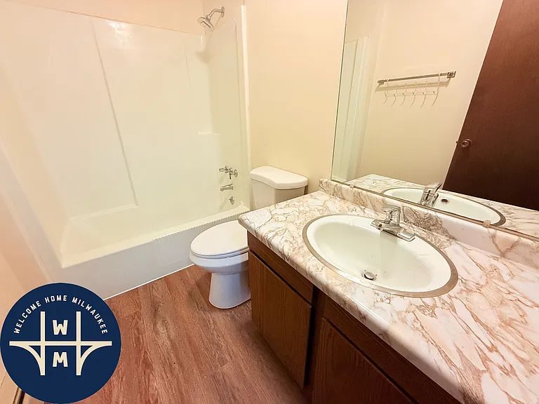 8223 W Oklahoma Ave #7 — Photo 6