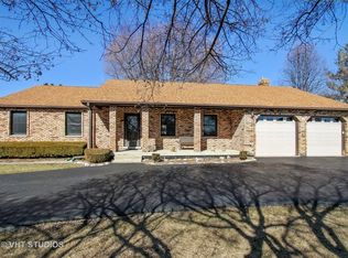 772 Locust Dr, Dundee, IL 60118